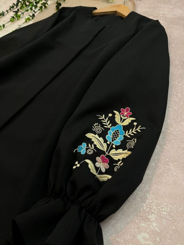 مانتو گلبهار - تصویر 3